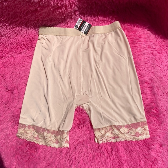 2 pair lot of Angelina long chafe resistance lace hem panties NWT size 4X - Picture 2 of 5